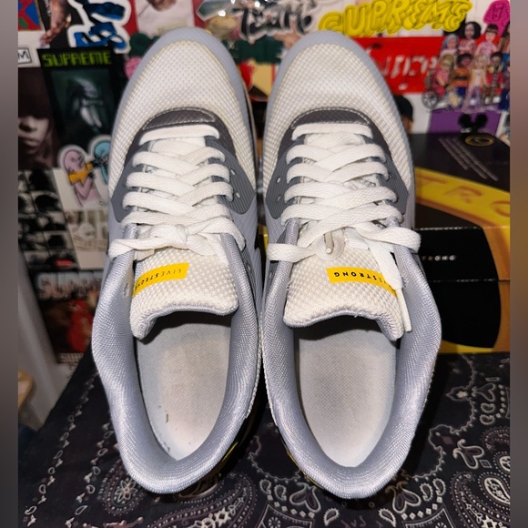 2012 Nike Air Max 90 Hyperfuse Livestrong Size 8 AM90 RARE AM1 1 One - Picture 6 of 10